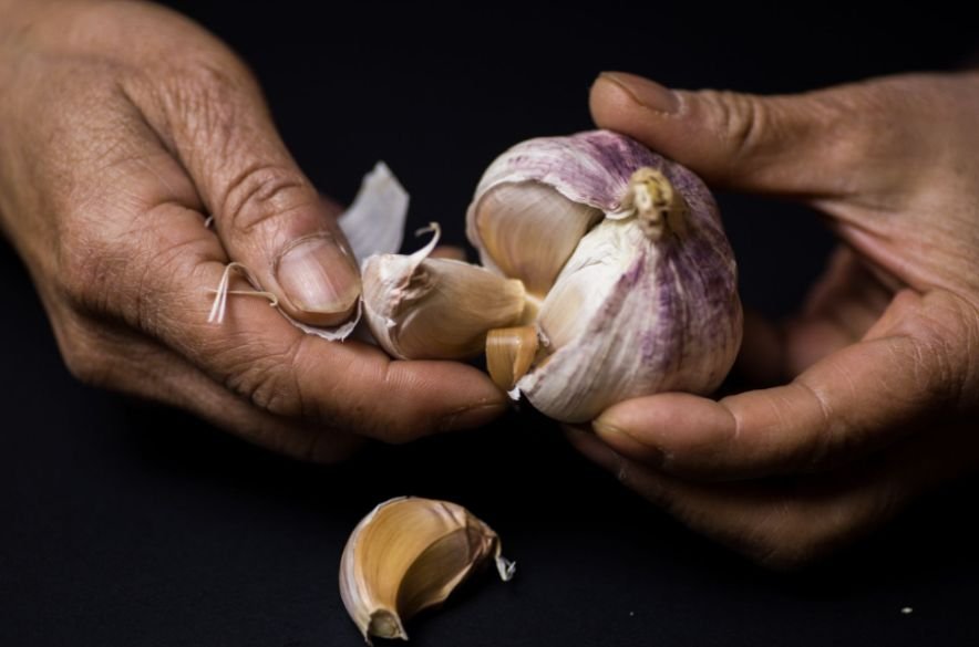 How to Peel Garlic Fast With Two Metal Bowls Step by Step
