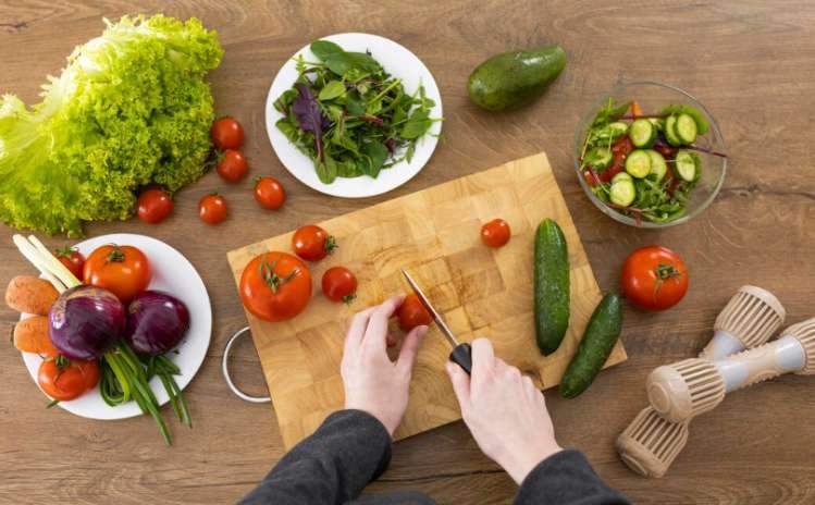 Fast Chopping Hacks for Vegetables Save Time and Effort in the Kitchen